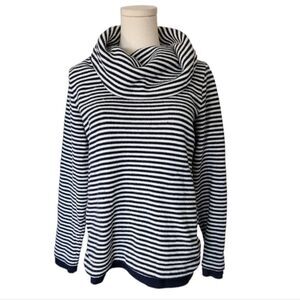 Tommy Hilfiger Navy and white striped sweater - Size Small